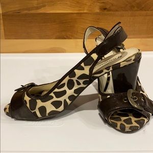 Naturalizer giraffe print shoes